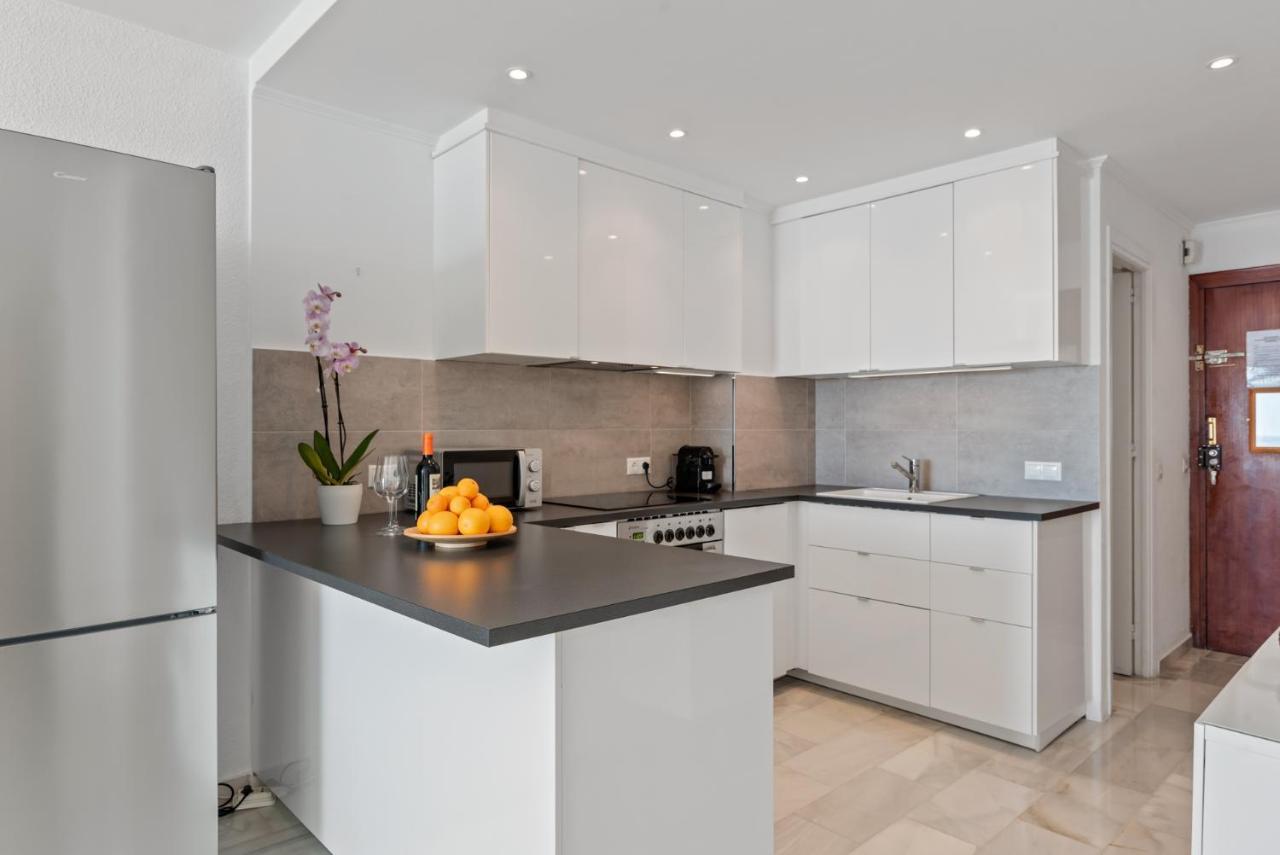 Oceanfront Mijas Apartment Ngoại thất bức ảnh
