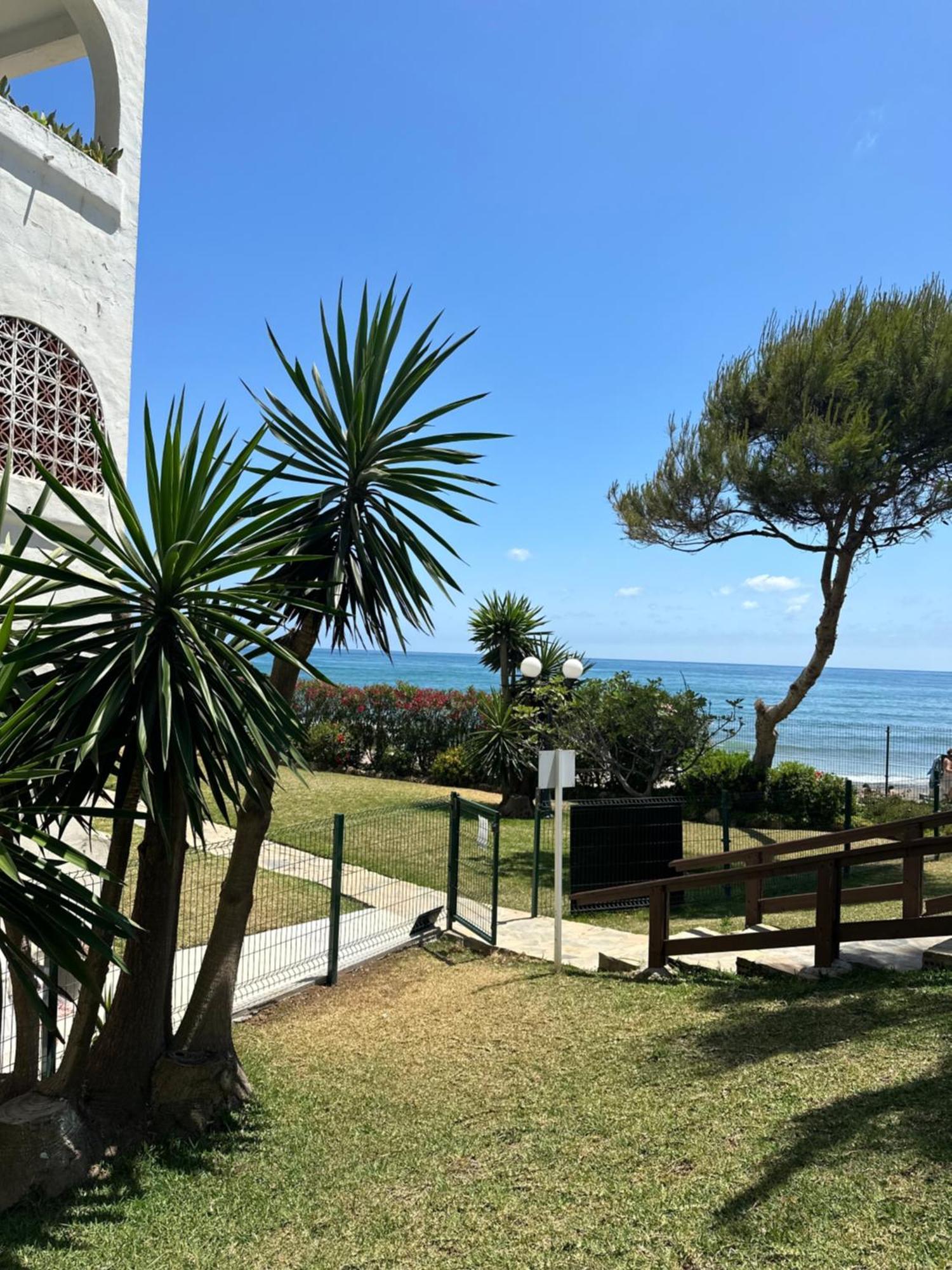 Oceanfront Mijas Apartment Ngoại thất bức ảnh
