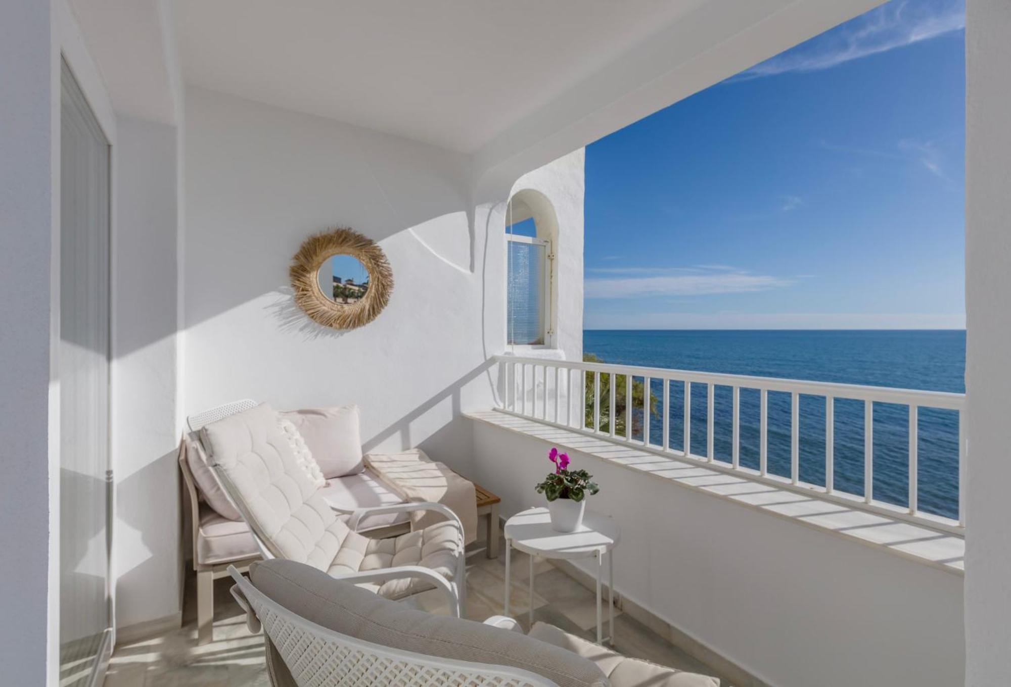 Oceanfront Mijas Apartment Ngoại thất bức ảnh