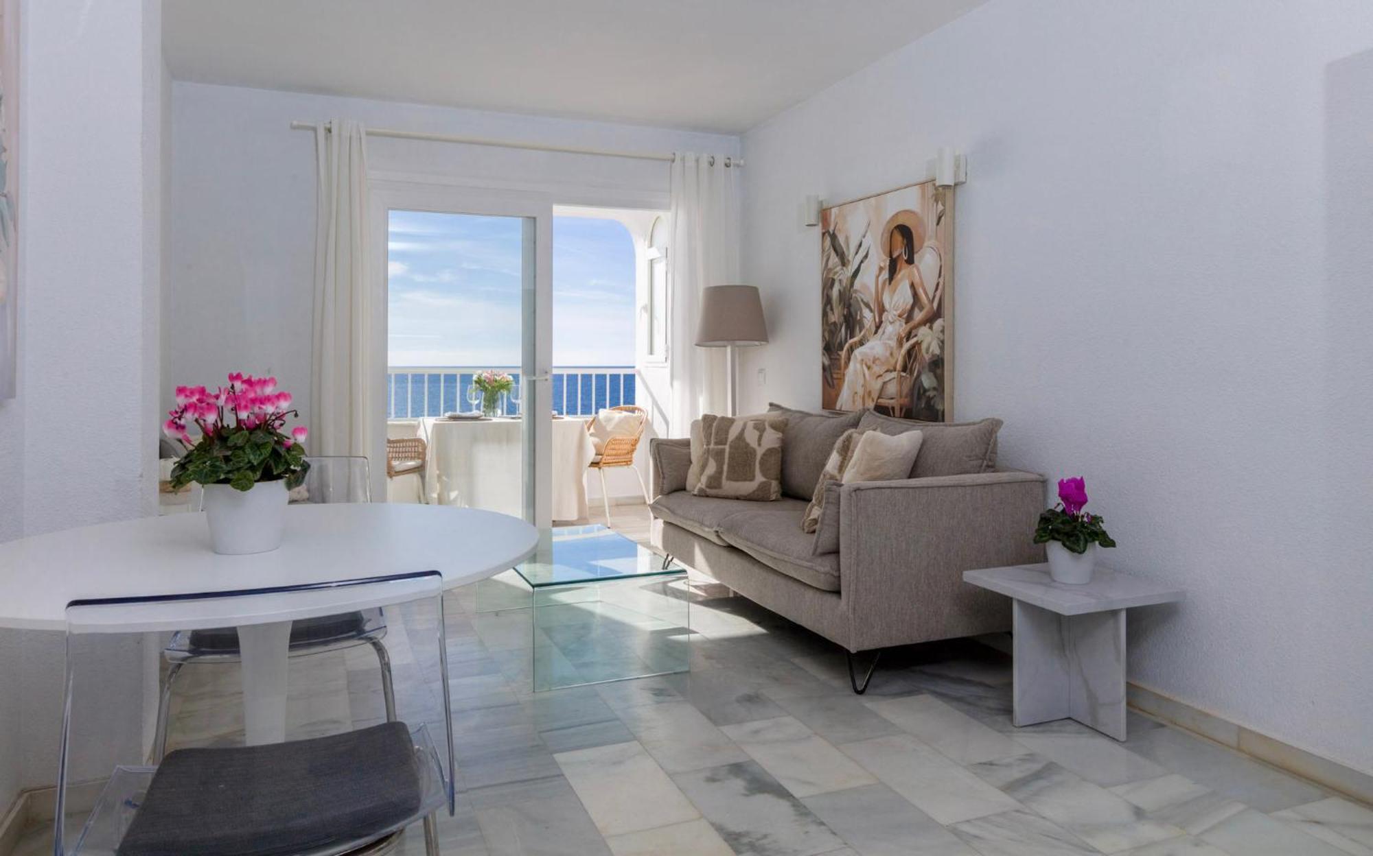 Oceanfront Mijas Apartment Ngoại thất bức ảnh